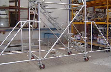 金地檀悅沈陽(yáng)腳手架租賃案例展示圖三